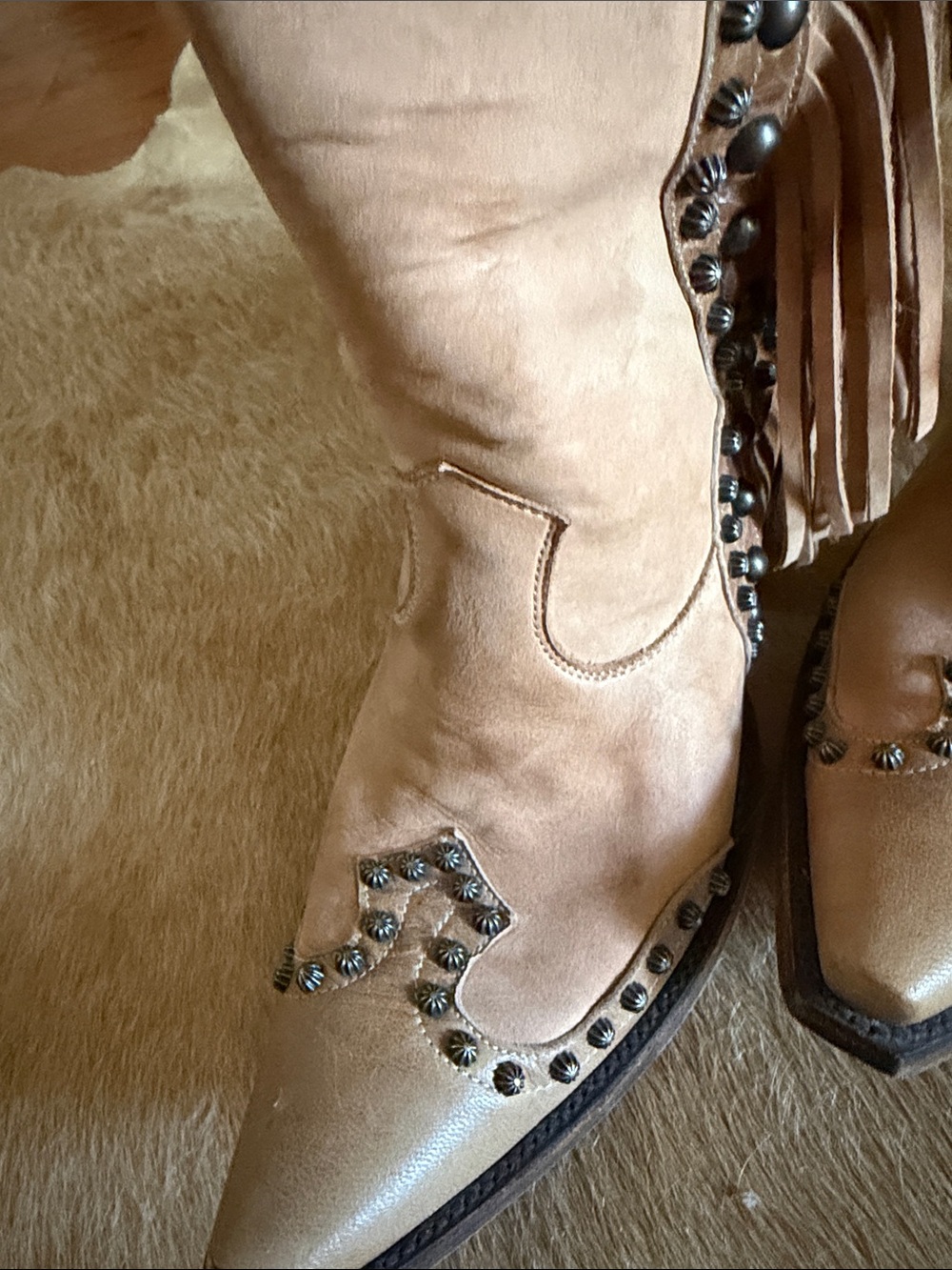 Old Gringo Tan Leather Fringe Western Boots with Stud & Concho Detail - Picture 5 of 9